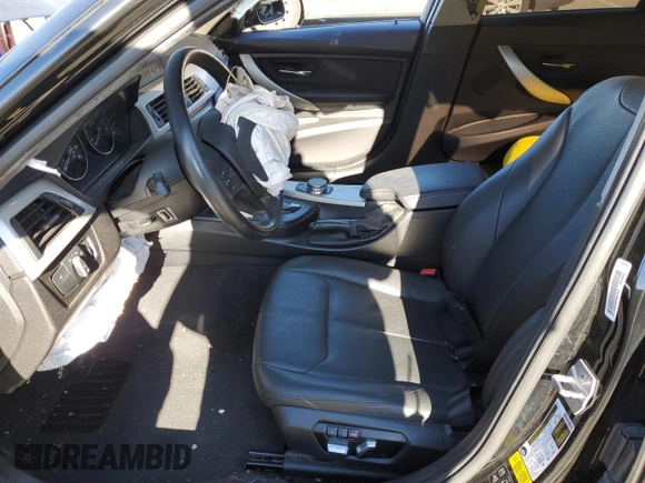 2018 BMW 3 Series 320i xDrive z VIN WBA8A3C53JA494999, wystawiony jako Copart lot #41457625 z przebiegiem Nie podano mil oraz Szkoda całkowita • Salvage title. Historia ofert i sprzedaży dostępna na DreamBid. Obrazek 7.
