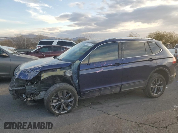 2022 Volkswagen Tiguan SE z VIN 3VV3B7AX3NM147401, wystawiony jako Copart lot #41983715 z przebiegiem 30 728 mil mil oraz Szkoda całkowita • Salvage title. Historia ofert i sprzedaży dostępna na DreamBid. Obrazek 1.
