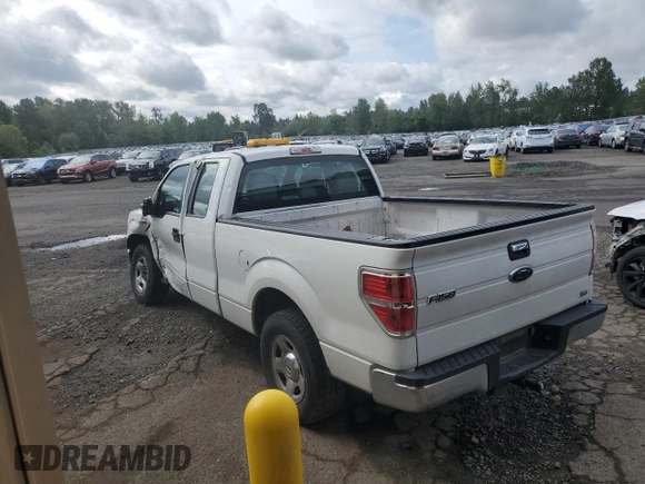 2013 Ford F-150 XL с VIN 1FTFX1CF1DKG33273, выставлен на аукционе Copart как лот 56221865 с пробегом 142 631 миль миль и Списание • Salvage title. История ставок и продаж доступна на DreamBid. Изображение 2.