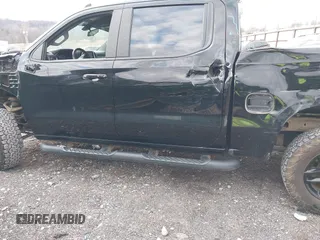 2021 Chevrolet Silverado 1500 LT Trail Boss with VIN 1GCPYFEDXMZ130455, listed as a IAAI auction lot 41140924 with 52,293 mi miles and . Bid and sale history available at DreamBid. Image 15.