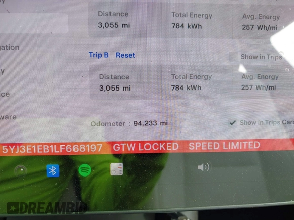 2020 Tesla Model 3 Long Range z VIN 5YJ3E1EB1LF668197, wystawiony jako IAAI lot #40551873 z przebiegiem 94 233 mil mil oraz . Historia ofert i sprzedaży dostępna na DreamBid. Obrazek 7.