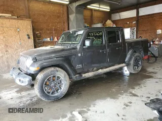 2021 Jeep Gladiator High Altitude z VIN 1C6HJTFG0ML526078, wystawiony jako Copart lot #58326215 z przebiegiem Nie podano mil oraz Szkoda całkowita • Salvage title. Historia ofert i sprzedaży dostępna na DreamBid. Obrazek 1.