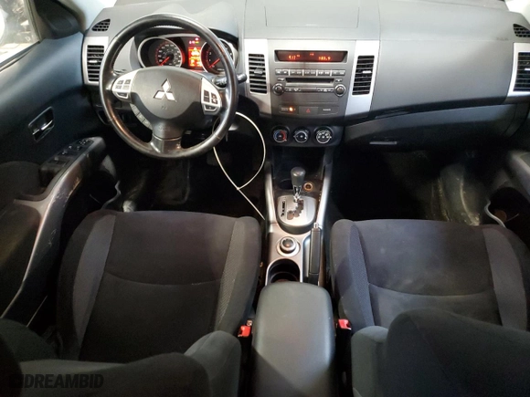 2009 Mitsubishi Outlander ES with VIN JA4LT21W09Z601107, listed as a Copart auction lot 46871355 with 237,275 mi miles and Salvage Title. Bid and sale history available at carsss.com. Image 8.