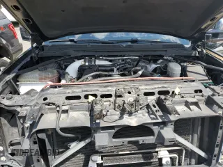 2015 GMC Sierra 2500HD Denali z VIN 1GT120E82FF160626, wystawiony jako Copart lot #57807735 z przebiegiem 193 495 mil mil oraz Szkoda całkowita • Salvage title. Historia ofert i sprzedaży dostępna na DreamBid. Obrazek 11.