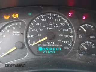 2001 GMC Sierra 1500 SLE z VIN 2GTEC19V711120871, wystawiony jako IAAI lot #42093793 z przebiegiem 271 247 mil mil oraz . Historia ofert i sprzedaży dostępna na DreamBid. Obrazek 7.