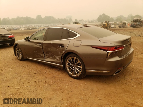 2019 Lexus LS 500 z VIN JTHC51FF1K5006989, wystawiony jako Copart lot #55203413 z przebiegiem 30 985 mil mil oraz . Historia ofert i sprzedaży dostępna na DreamBid. Obrazek 2.