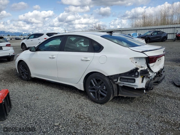 2020 Kia Forte GT-Line with VIN 3KPF34AD4LE139330, listed as a Copart auction lot 49482195 with 28,528 mi miles and Salvage Title. Bid and sale history available at carsss.com. Image 2.