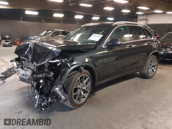 2022 Mercedes-Benz GLC 300 with VIN W1N0G8EB2NG121561, listed as a IAAI auction lot 42204953 with 22,264 mi miles and . Bid and sale history available at DreamBid. Image 20.
