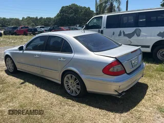 2007 Mercedes-Benz E-Class 3.5L with VIN WDBUF56XX7B076632, listed as a Copart auction lot 53721005 with 130,410 mi miles and Salvage Title. Bid and sale history available at carsss.com. Image 3.