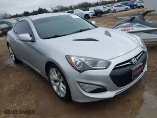 2014 Hyundai Genesis Coupe 2.0T R-Spec with VIN KMHHT6KD3EU114051, listed as a IAAI auction lot 41553885 with 119,515 mi miles. Bid and sale history available at carsss.com. Image 1.