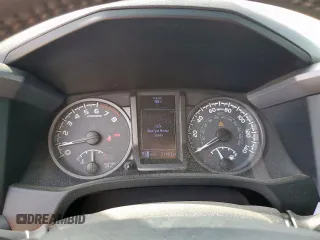 2018 Toyota Tacoma SR z VIN 3TMCZ5AN0JM178886, wystawiony jako Copart lot #56330495 z przebiegiem 71 962 mil mil oraz Szkoda całkowita • Salvage title. Historia ofert i sprzedaży dostępna na DreamBid. Obrazek 9.