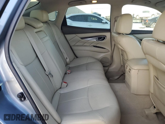 2018 Infiniti Q70 Luxe with VIN JN1BY1AR6JM220020, listed as a Copart auction lot 85592334 with 39,494 mi miles and Salvage title. Bid and sale history available at DreamBid. Image 10.