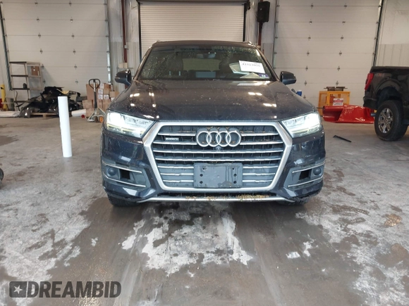 2017 Audi Q7 Premium Plus z VIN WA1LAAF75HD047074, wystawiony jako IAAI lot #42223975 z przebiegiem 126 501 mil mil oraz . Historia ofert i sprzedaży dostępna na DreamBid. Obrazek 12.