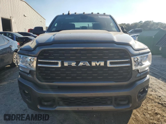 2022 Ram 3500 Big Horn with VIN 3C63RRLLXNG401806, listed as a Copart auction lot 88672165 with 24,549 mi miles and Non Repairable. Bid and sale history available at carsss.com. Image 5.
