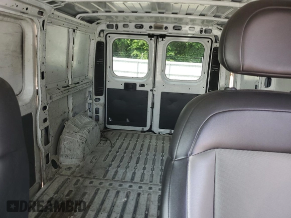 2018 Ram ProMaster Cargo with VIN 3C6TRVAG8JE103274, listed as a Copart auction lot 87356684 with 268,754 mi miles and Clean Title. Bid and sale history available at DreamBid. Image 10.