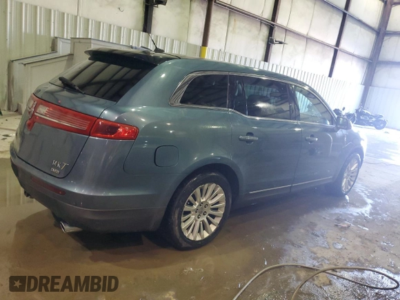2010 Lincoln MKT with VIN 2LMHJ5AR0ABJ14476, listed as a Copart auction lot 46094855 with Not Provided miles and Non Repairable. Bid and sale history available at DreamBid. Image 3.