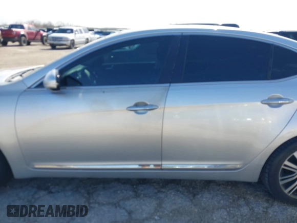 2015 Kia Cadenza Premium with VIN KNALN4D74F5173557, listed as a IAAI auction lot 41702351 with 104,087 mi miles and . Bid and sale history available at DreamBid. Image 14.