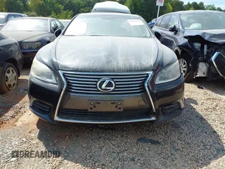 2013 Lexus LS 460 L с VIN JTHGL5EFXD5049858, выставлен на аукционе IAAI как лот 41859412 с пробегом 112 376 миль миль и . История ставок и продаж доступна на DreamBid. Изображение 12.