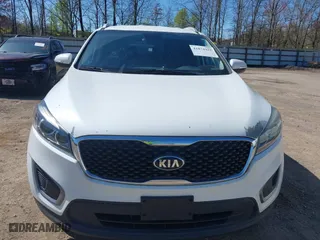 2016 Kia Sorento LX with VIN 5XYPG4A52GG002963, listed as a IAAI auction lot 41874425 with 230,541 mi miles. Bid and sale history available at carsss.com. Image 6.