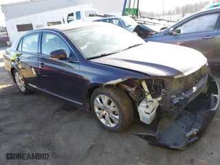 2011 Toyota Avalon with VIN 4T1BK3DB9BU394816, listed as a IAAI auction lot 41691227 with 323,639 mi miles. Bid and sale history available at carsss.com. Image 1.