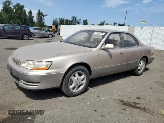 1994 Lexus ES 300 с VIN JT8GK13T3R0071306, выставлен на аукционе Copart как лот 60575695 с пробегом 417 354 миль миль и Чистый • Clean title. История ставок и продаж доступна на DreamBid. Изображение 1.