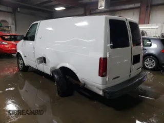 2003 Chevrolet Astro Cargo with VIN 1GCDM19X53B103984, listed as a Copart auction lot 46184145 with 214,147 mi miles and Salvage Title. Bid and sale history available at carsss.com. Image 2.