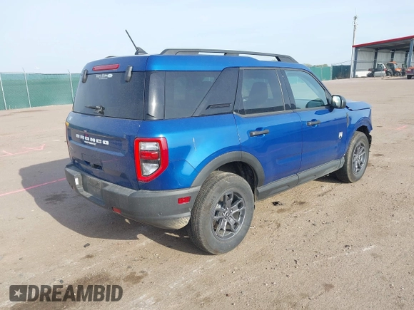 2024 Ford Bronco Sport Big Bend z VIN 3FMCR9B60RRE32685, wystawiony jako IAAI lot #42192178 z przebiegiem 3 810 mil mil oraz . Historia ofert i sprzedaży dostępna na DreamBid. Obrazek 4.