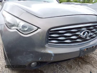2011 Infiniti FX with VIN JN8AS1MW0BM141914, listed as a IAAI auction lot 42151160 with 211,708 mi miles. Bid and sale history available at carsss.com. Image 21.