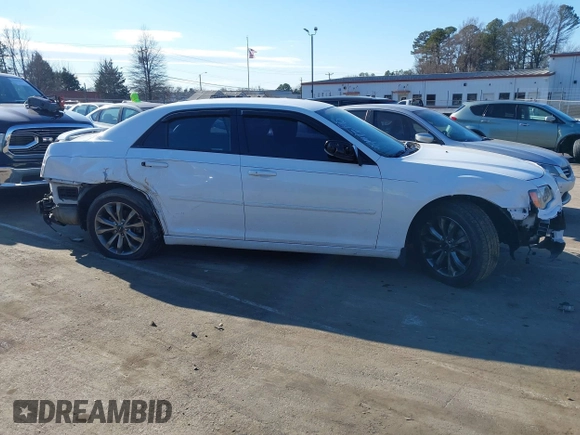 2014 Chrysler 300 with VIN 2C3CCAGT6EH286860, listed as a IAAI auction lot 41356345 with 87,658 mi miles. Bid and sale history available at carsss.com. Image 12.