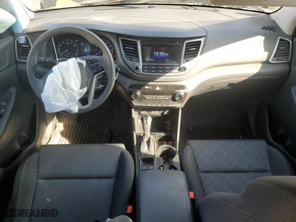 2017 Hyundai Tucson SE with VIN KM8J3CA44HU567567, listed as a Copart auction lot 47868395 with 84,427 mi miles and Salvage Title. Bid and sale history available at carsss.com. Image 8.