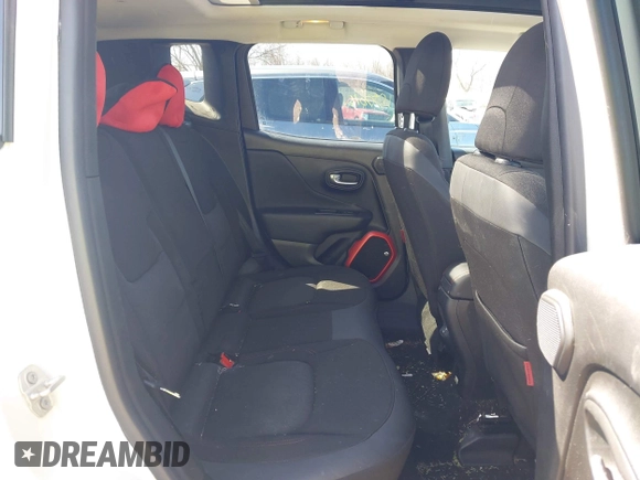 2018 Jeep Renegade Trailhawk with VIN ZACCJBCB6JPG71929, listed as a IAAI auction lot 41939091 with 109,354 mi miles. Bid and sale history available at carsss.com. Image 8.