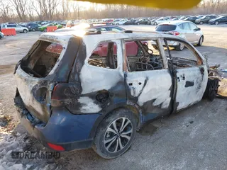 2024 Subaru Forester Limited with VIN JF2SKAKC5RH472520, listed as a IAAI auction lot 41390811 with Not provided miles and . Bid and sale history available at DreamBid. Image 4.