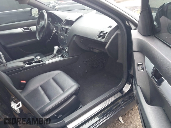 2009 Mercedes-Benz C 300 Sport with VIN WDDGF81X59F269490, listed as a IAAI auction lot 42257386 with 172,450 mi miles and . Bid and sale history available at DreamBid. Image 5.