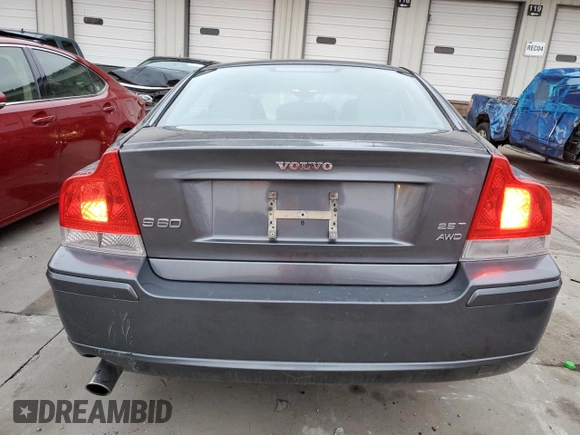 2005 Volvo S60 with VIN YV1RH592452443680, listed as a Copart auction lot 84014284 with 190,370 mi miles and Salvage Title. Bid and sale history available at carsss.com. Image 6.