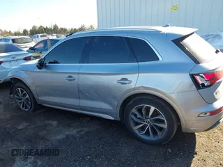 2021 Audi Q5 Premium Plus with VIN WA1BAAFY0M2013652, listed as a IAAI auction lot 41339877 with 99,523 mi miles. Bid and sale history available at carsss.com. Image 15.