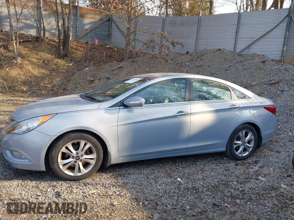 2013 Hyundai Sonata Limited with VIN 5NPEC4ACXDH516663, listed as a IAAI auction lot 41768649 with 57,983 mi miles and . Bid and sale history available at carsss.com. Image 14.