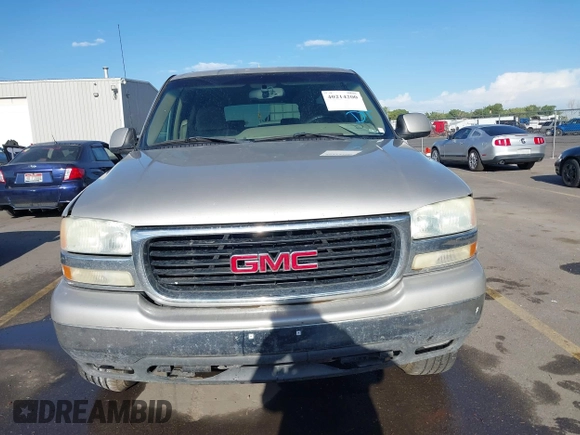 2004 GMC Yukon XL SLT with VIN 1GKFK16Z94R118702, listed as a IAAI auction lot 40214200 with 209,573 mi miles. Bid and sale history available at carsss.com. Image 12.