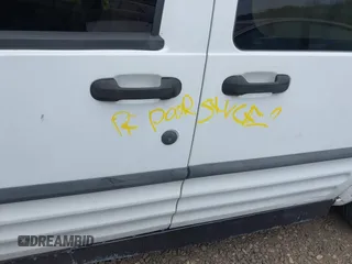 2010 Ford Transit Connect XLT с VIN NM0KS9BN5AT015042, выставлен на аукционе IAAI как лот 42018662 с пробегом Не указан миль и . История ставок и продаж доступна на DreamBid. Изображение 9.