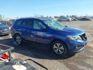 2017 Nissan Pathfinder SV with VIN 5N1DR2MM4HC631842, listed as a IAAI auction lot 41650606 with 148,956 mi miles. Bid and sale history available at carsss.com. Image 14.