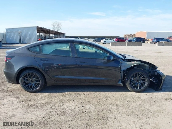 2025 Tesla Model 3 Long Range with VIN 5YJ3E1EA9SF932031, listed as a IAAI auction lot 41603116 with 1 mi miles. Bid and sale history available at carsss.com. Image 14.