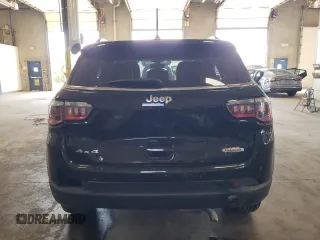 2018 Jeep Compass Latitude with VIN 3C4NJDBB0JT180531, listed as a Copart auction lot 64718445 with 45,407 mi miles and Salvage title. Bid and sale history available at DreamBid. Image 6.