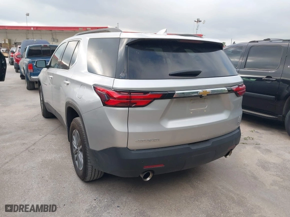 2022 Chevrolet Traverse LT Cloth with VIN 1GNERGKW8NJ160805, listed as a IAAI auction lot 42014573 with 77,809 mi miles. Bid and sale history available at carsss.com. Image 3.