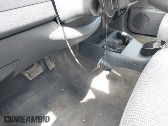 2007 Dodge Dakota SLT with VIN 1D7HE48K57S147503, listed as a IAAI auction lot 41858271 with 242,534 mi miles and . Bid and sale history available at DreamBid. Image 11.