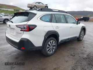 2025 Subaru Outback z VIN 4S4BTAAC8S3170716, wystawiony jako IAAI lot #41979170 z przebiegiem 2 783 mil mil oraz . Historia ofert i sprzedaży dostępna na DreamBid. Obrazek 4.
