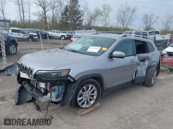 2019 Jeep Cherokee Latitude with VIN 1C4PJLCB6KD159997, listed as a IAAI auction lot 42102904 with 72,064 mi miles and . Bid and sale history available at carsss.com. Image 2.
