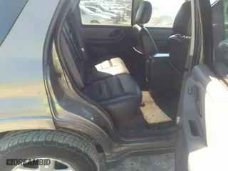 2006 Ford Escape Hybrid with VIN 1FMCU95H26KD48928, listed as a IAAI auction lot 41665769 with 173,313 mi miles. Bid and sale history available at carsss.com. Image 8.