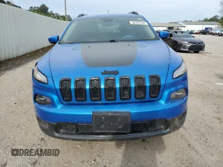 2018 Jeep Cherokee Limited z VIN 1C4PJMDB7JD600698, wystawiony jako Copart lot #50187495 z przebiegiem 59 680 mil mil oraz Szkoda całkowita • Salvage title. Historia ofert i sprzedaży dostępna na DreamBid. Obrazek 5.