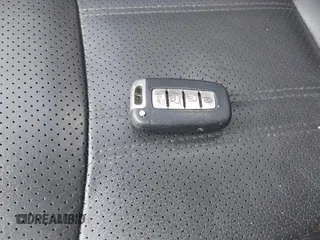 2013 Kia Sorento SX with VIN 5XYKWDA23DG415747, listed as a IAAI auction lot 41995757 with 165,894 mi miles. Bid and sale history available at carsss.com. Image 11.
