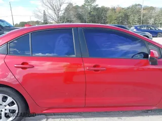 2020 Toyota Corolla LE with VIN JTDEPRAEXLJ108964, listed as a IAAI auction lot 41034199 with 135,483 mi miles. Bid and sale history available at carsss.com. Image 13.