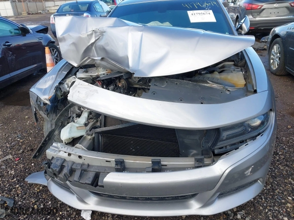 2016 Dodge Charger SXT with VIN 2C3CDXJG5GH328451, listed as a IAAI auction lot 41795674 with 88,965 mi miles. Bid and sale history available at carsss.com. Image 6.